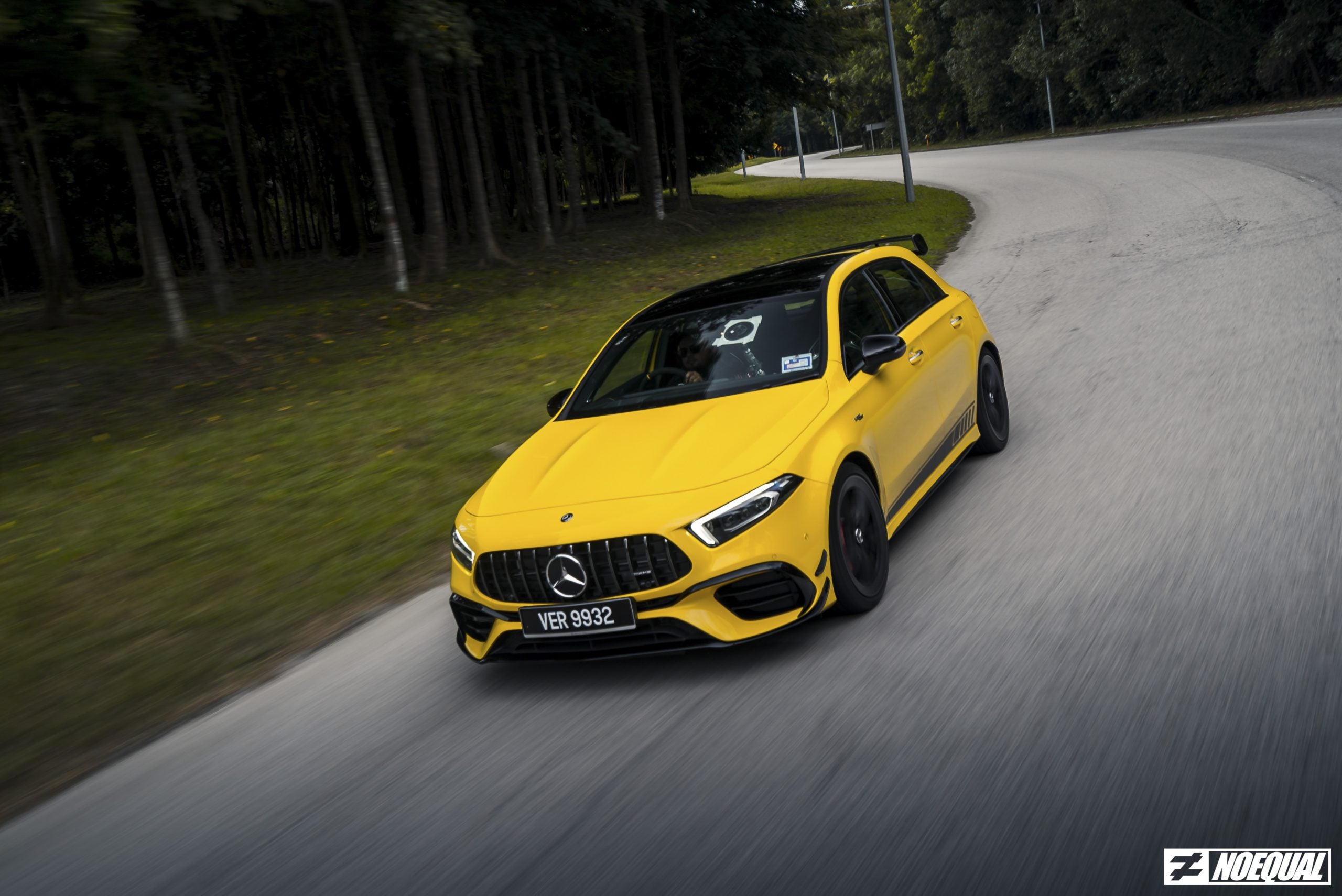 NE REVIEWS : First Drive with the Mercedes-AMG A45S!