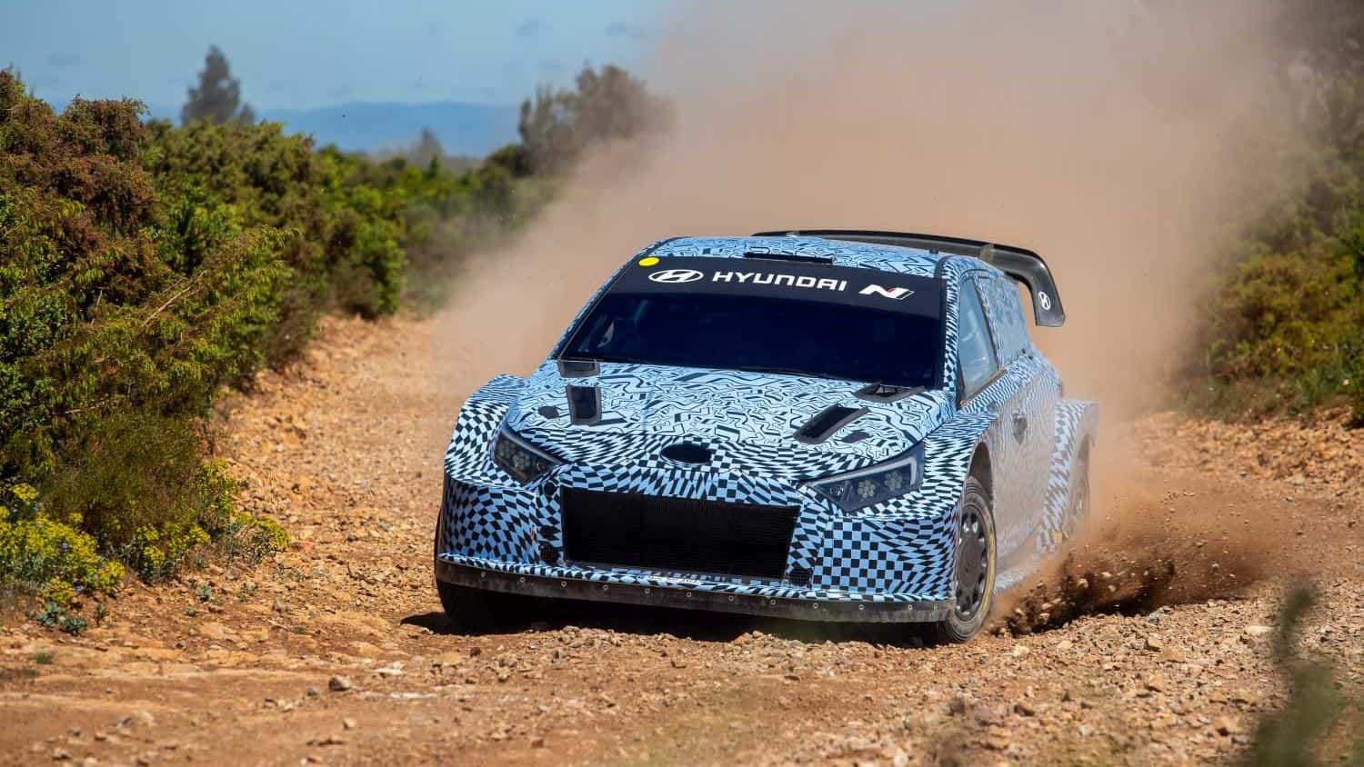 Hyundai puts new 2022 i20 Rally1 WRC through its paces!