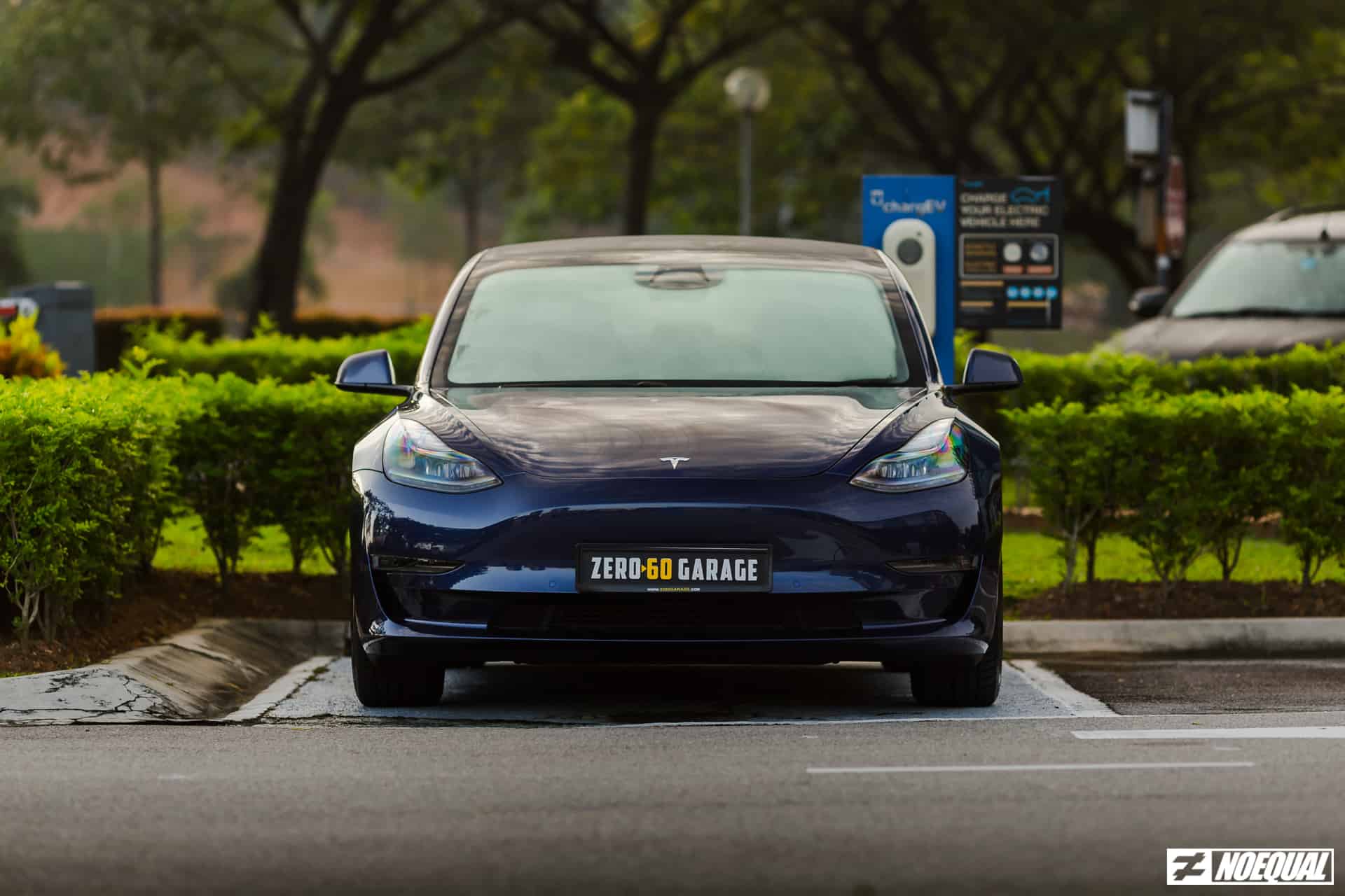 Autopilot malaysia tesla S’pore Couple