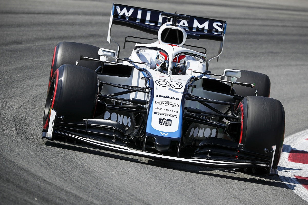 George Russell in the Williams F1 car